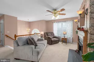 12215 Stonehenge Dr, Fredericksburg, VA 22407 - Photo 5