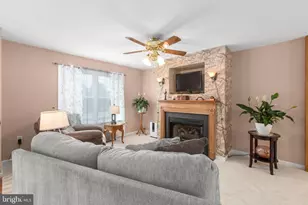12215 Stonehenge Dr, Fredericksburg, VA 22407 - Photo 7