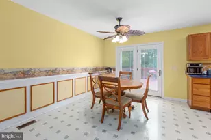 12215 Stonehenge Dr, Fredericksburg, VA 22407 - Photo 13