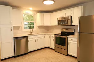 10605 Holleybrooke Dr, Spotsylvania, VA 22553 - Photo 7
