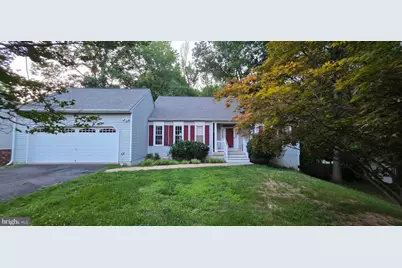 7205 Lord Barton Drive, Fredericksburg, VA 22407 - Photo 3