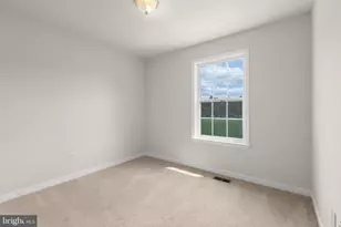 327 Ellery Ct, Fredericksburg, VA 22408 - Photo 19