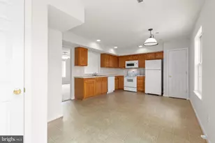 327 Ellery Ct, Fredericksburg, VA 22408 - Photo 13