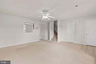 327 Ellery Ct, Fredericksburg, VA 22408 - Photo 7