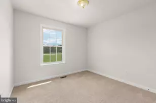 327 Ellery Ct, Fredericksburg, VA 22408 - Photo 21