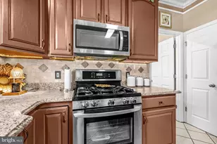 11707 Exeter Ct, Fredericksburg, VA 22408 - Photo 13