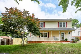 800 Shamrock Dr, Fredericksburg, VA 22407 - Photo 3