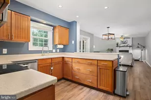 7303 Lord Barton Dr, Fredericksburg, VA 22407 - Photo 17