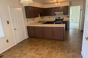 10600 Wellington St, Fredericksburg, VA 22407 - Photo 7