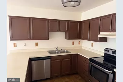 10600 Wellington Street, Fredericksburg, VA 22407 - Photo 9
