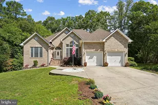 6919 Governors Grant Ln, Fredericksburg, VA 22407 - Photo 1