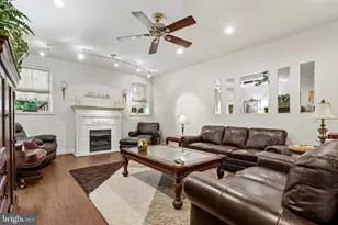 6919 Governors Grant Ln, Fredericksburg, VA 22407 - Photo 3