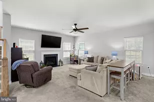 11218 Willow Oak Ct, Fredericksburg, VA 22407 - Photo 13
