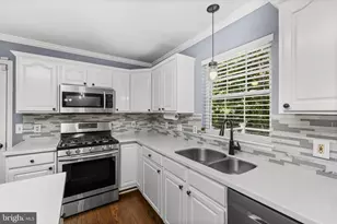 10203 N Hampton Ln, Fredericksburg, VA 22408 - Photo 3