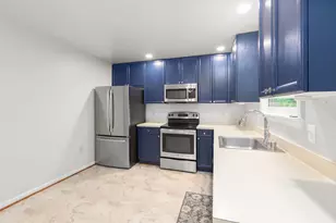 10015 Windridge Dr, Fredericksburg, VA 22407 - Photo 9