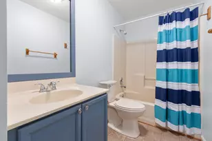 10015 Windridge Dr, Fredericksburg, VA 22407 - Photo 17