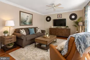 7301 Lord Barton Dr, Fredericksburg, VA 22407 - Photo 5