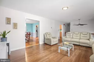 12012 Grantwood Dr, Fredericksburg, VA 22407 - Photo 5