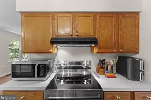 4305 Wickham Ct, Fredericksburg, VA 22408 - Photo 25