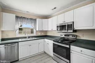 4117 Midway St, Fredericksburg, VA 22408 - Photo 5