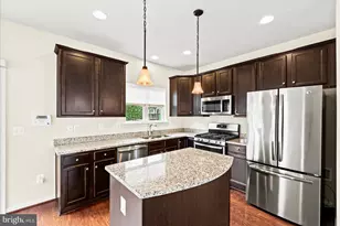 2232 Mallard Landing Dr, Fredericksburg, VA 22408 - Photo 9