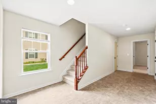2232 Mallard Landing Dr, Fredericksburg, VA 22408 - Photo 3