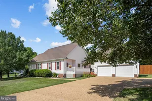 11400 Wexwood Ct, Fredericksburg, VA 22407 - Photo 5