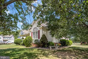 11400 Wexwood Ct, Fredericksburg, VA 22407 - Photo 5