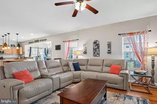 6008 Oakton Beech Ln, Fredericksburg, VA 22407 - Photo 15