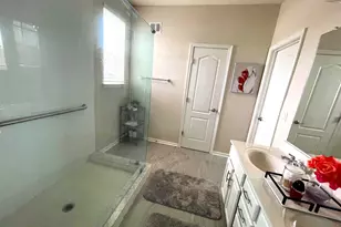 1728 Hudgins Farm Cir, Fredericksburg, VA 22408 - Photo 35