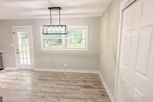 304 Albany St, Fredericksburg, VA 22407 - Photo 7