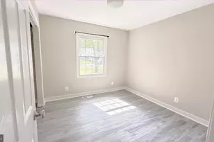 304 Albany St, Fredericksburg, VA 22407 - Photo 17