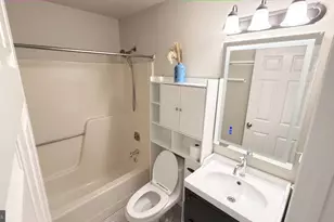 304 Albany St, Fredericksburg, VA 22407 - Photo 11