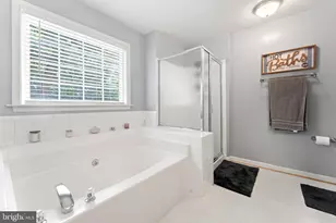 9901 Ashmeade Ct, Fredericksburg, VA 22407 - Photo 25