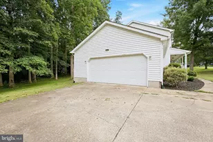 10803 7 Oaks Ct, Spotsylvania, VA 22553 - Photo 35