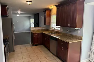 4112 Midway St, Fredericksburg, VA 22408 - Photo 9