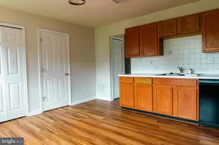 9836 Plaza View Way, Fredericksburg, VA 22408 - Photo 7