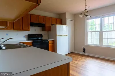 9836 Plaza View Way, Fredericksburg, VA 22408 - Photo 5