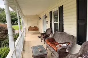 11926 Woodland View Dr, Fredericksburg, VA 22407 - Photo 7