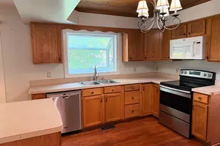11926 Woodland View Dr, Fredericksburg, VA 22407 - Photo 15