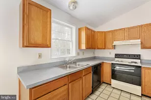 10114 Ballston Rd, Fredericksburg, VA 22408 - Photo 11