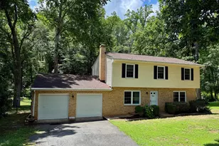 6024 Battlefield Green Dr, Fredericksburg, VA 22407 - Photo 1