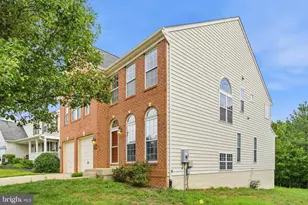 5407 Silver Maple Ln, Fredericksburg, VA 22407 - Photo 3