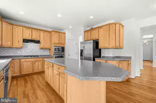 5407 Silver Maple Ln, Fredericksburg, VA 22407 - Photo 11