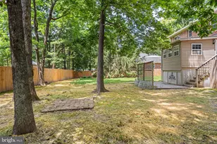 9 Sanford Cir, Fredericksburg, VA 22407 - Photo 11