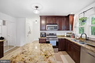 9815 Fendale Ln, Fredericksburg, VA 22408 - Photo 9