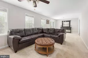 10416 Hillside Ln, Fredericksburg, VA 22408 - Photo 15