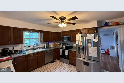 4015 Duke Of Glouster Street, Fredericksburg, VA 22407 - Photo 3