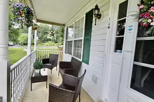 5617 Cambridge Dr, Fredericksburg, VA 22407 - Photo 5