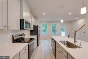 7238 Musca Shire Ln, Spotsylvania, VA 22553 - Photo 9